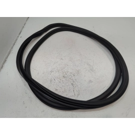 2018-2025 Volkswagen Atlas 	Front Passenger Door Body weatherstrip Seal OEM