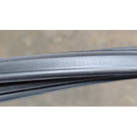 2019-2020 TOYOTA RAV4 REAR DRIVER SIDE DOOR WINDOW GLASS RUN CHANNEL SEAL OEM