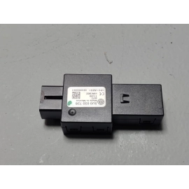 2020-2023 Volkswagen Atlas Console Rear Panel Outlet Power Port OEM