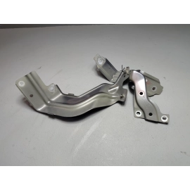 2018-2025 Volkswagen Atlas Front Right Passenger Fender Mount Bracket Set OEM