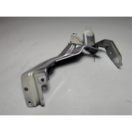 2018-2025 Volkswagen Atlas Front Right Passenger Fender Mount Bracket Set OEM