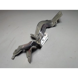 2018-2025 Volkswagen Atlas Front Right Passenger Fender Mount Bracket Set OEM