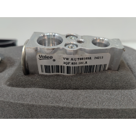 2021 VOLKSWAGEN ATLAS CENTER CONSOLE HVAC HEATER BLOWER MOTOR HOUSING OEM