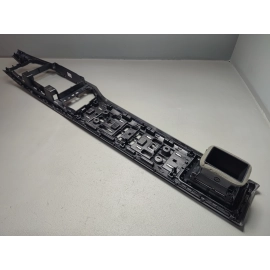 2019-2023 Volkswagen Atlas Dash Passenger Right Side Molding w/Air Grille OEM