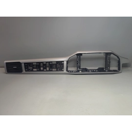 2019-2023 Volkswagen Atlas Dash Passenger Right Side Molding w/Air Grille OEM