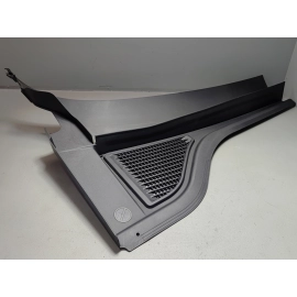 2020-2025 Volkswagen Atlas Front Right Passenger Side Cowl Grille Cover OEM