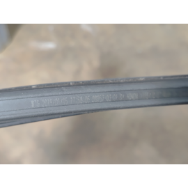 2016-2020 HONDA CIVIC COUPE FRONT DRIVER DOOR WINDOW GLASS RUN CHANNEL SEAL OEM