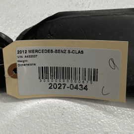 2007-2013 MERCEDES S550 W221 FRONT DRIVER SIDE FENDER COVER TRIM SEAL INSUL 2007-2013 MERCEDES S550 W221 FRONT DRIVER SIDE FENDER COVER TRIM SEAL INSUL