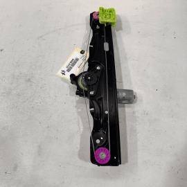 16-22 BMW X1 F48 REAR RIGHT PASSENGER SIDE DOOR WINDOW REGULATOR & MOTOR OE