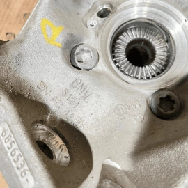 2017-2021 BMW M240XI xDrive FRONT PASENGER SIDE SPINDLE KNUCKLE HUB BEARING