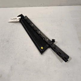 16-22 BMW X1 F48 REAR RIGHT PASS SIDE DOOR WINDOW B PILLAR APPLIQUE MOLDING