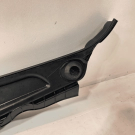 2016 – 2022 Bmw X1 F48 Windshield Wiper Vent Grille Panel Cover Trim OEM