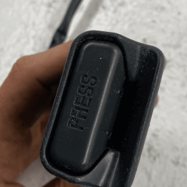 2012-2020 TESLA MODEL S REAR LEFT DRIVER SIDE SEAT BELT 2ND ROW BUCKLE OEM