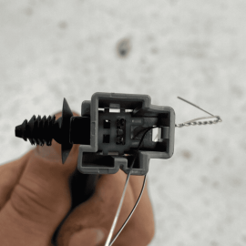 2012-2020 TESLA MODEL S REAR LEFT DRIVER SIDE SEAT BELT 2ND ROW BUCKLE OEM