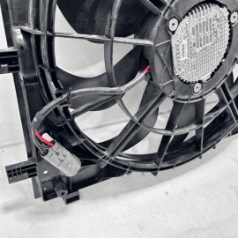 2018 - 2019 GMC TERRAIN EQUINOX RADIATOR COOLING FAN W/ ELECTRIC MOTOR OEM