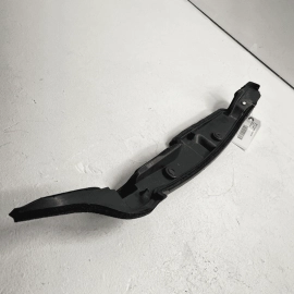 TOYOTA CAMRY 2018 - 2021 FRONT LEFT DRIVER SIDE FENDER REARWARD SEAL COVER 
