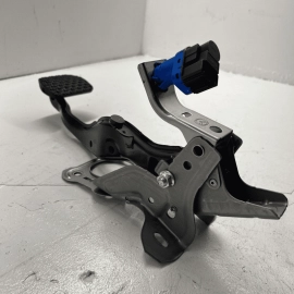 2023 MAZDA CX-50 BRAKE PEDAL OEM - 15K MILES -