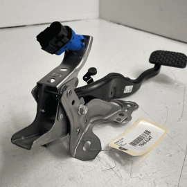 2023 MAZDA CX-50 BRAKE PEDAL OEM - 15K MILES -