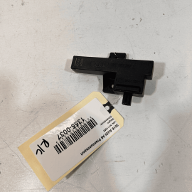 AUDI A6 Quattro 2012-2018 S6 REAR KEYLESS KEY LESS ENTRY ANTENNA MODULE UNI