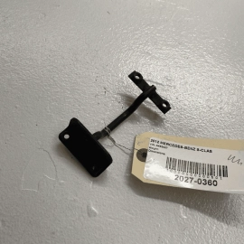 2010 - 2013 MERCEDES-BENZ S550 W221 Distronic Cruise Control Sensor Bracket