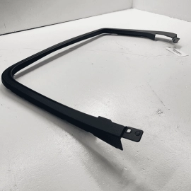 GMC TERRAIN 2018 - 2023 REAR PASSENGER SIDE DOOR WINDOW FRAME TRIM COVER OE