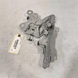 BMW X1 F48 2016-2022 FRONT LEFT DRIVER SIDE HOOD BONNET HINGE SUPPORT OEM =