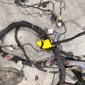 2018 BMW X1 F48 XDRIVE MAIN BODY WIRE WIRING HARNESS W/ FUSE BOX OEM