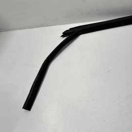 FORD FUSION 2017-20 REAR RIGHT PASSENGER DOOR WINDOW GLASS RUN CHANNEL SEAL