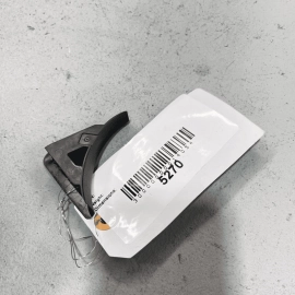 18-20 HONDA ACCORD FRONT RIGHT DOOR CENTER CORNER TRIM GARNISH OEM 72456-TV 18-20 HONDA ACCORD FRONT RIGHT DOOR CENTER CORNER TRIM GARNISH OEM 72456-TV