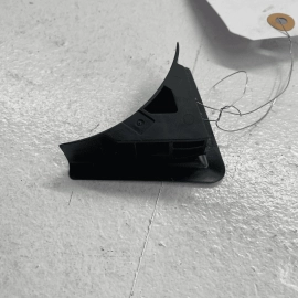 18-20 HONDA ACCORD FRONT RIGHT DOOR CENTER CORNER TRIM GARNISH OEM 72456-TV 18-20 HONDA ACCORD FRONT RIGHT DOOR CENTER CORNER TRIM GARNISH OEM 72456-TV