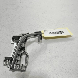 2018-2020 HONDA ACCORD FRONT DASHBOARD DRIVER SIDE BRACKET MOUNT MOLDING OE 2018-2020 HONDA ACCORD FRONT DASHBOARD DRIVER SIDE BRACKET MOUNT MOLDING OE