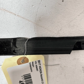 HONDA ACCORD LX 2018-2020 REAR RIGHT PASSENGER SIDE DOOR WINDOW BELT MOLDIN