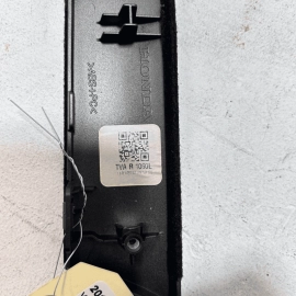 HONDA ACCORD 2018-2020 FRONT RIGHT PASSENGER SIDE INTERIOR DOOR TRIM MOLDIN HONDA ACCORD 2018-2020 FRONT RIGHT PASSENGER SIDE INTERIOR DOOR TRIM MOLDIN