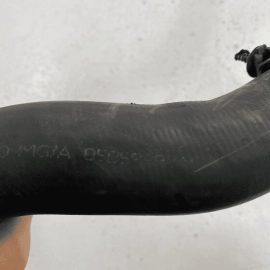 2009-2010 DODGE JOURNEY 3.5L UPPER RADIATOR COOLING COOLANT HOSE