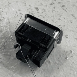 2009-2013 Mercedes-Benz E class S212 W212 Tailgate Opening Switch A21290593