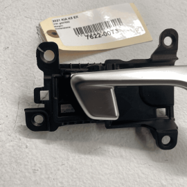 21-23 KIA K5 Rear Right Passanger Side Handle Assembly Door & Handle Inside