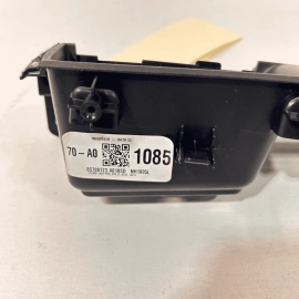 2018 - 2020 ACURA TLX BASE REAR DOOR RIGHT SWITCH PANEL PASSENGER SIDE OEM 2018 - 2020 ACURA TLX BASE REAR DOOR RIGHT SWITCH PANEL PASSENGER SIDE OEM