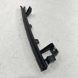 2018-2023 GMC TERRAIN FRONT RIGHT DOOR WINDOW GLASS REARWARD GUIDE CHANNEL 