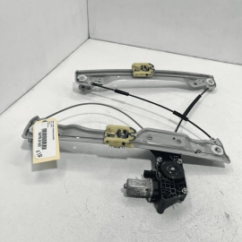 2018-2023 GMC TERRAIN FRONT PASSENGER SIDE DOOR WINDOW REGULATOR W/ MOTOR O