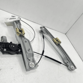 2018-2023 GMC TERRAIN FRONT PASSENGER SIDE DOOR WINDOW REGULATOR W/ MOTOR O