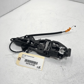 2018-2023 GMC TERRAIN FRONT PASSENGER SIDE DOOR EXTERIOR HANDLE BASE BRACKE