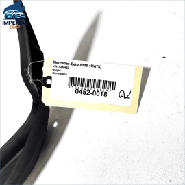 2007-2013 MERCEDES S550 FRONT RIGHT PASS SIDE FENDER COVER TRIM PANEL SEAL 