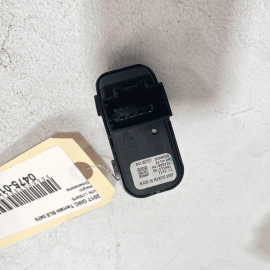 2018-2023 GMC TERRAIN REAR LEFT OR RIGHT SIDE DOOR WINDOW CONTROL SWITCH OE 2018-2023 GMC TERRAIN REAR LEFT OR RIGHT SIDE DOOR WINDOW CONTROL SWITCH OE