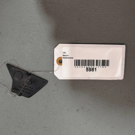 2009-2010 DODGE JOURNEY RIGHT SIDE INNER DOOR HANDLE SCREW CAP COVER PANEL 