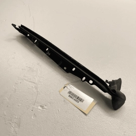 2017 – 2020 BMW 240 XI INNER DRIVER SIDE LEFT WINDOW PLASTIC PART CHANNEL O