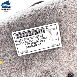 07-13 MERCEDES S550 S600 S63 AMG Trunk Passenger Side Quarter Panel Trim Co