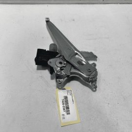 2018 - 2023 TOYOTA CAMRY REAR PASSENGER SIDE DOOR WINDOW REGULATOR W/ MOTOR