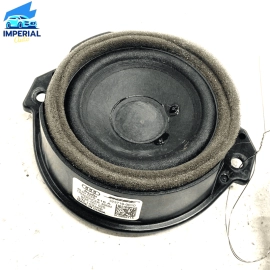 2015 - 2018 AUDI Q3 REAR RIGHT QUARTER D PILLAR TRIM BOSE SPEAKER PASSENGER