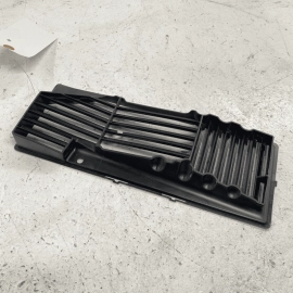 15-18 AUDI Q3 ENGINE AIR FILTER BOX INSERT COVER HOUSING GRILLE OEM 3C01296