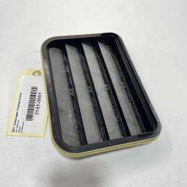 2011-2017 VOLKSWAGEN TOUAREG REAR DRIVER QUARTER PRESSURE AIR VENT GRILLE O
